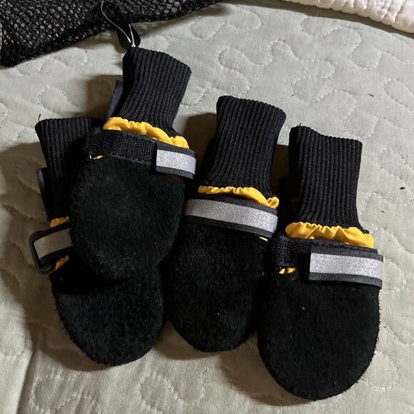 Muttluks All Weather Set Of 4 Black XXS Warm All Weather Boots - Picture 7 of 7